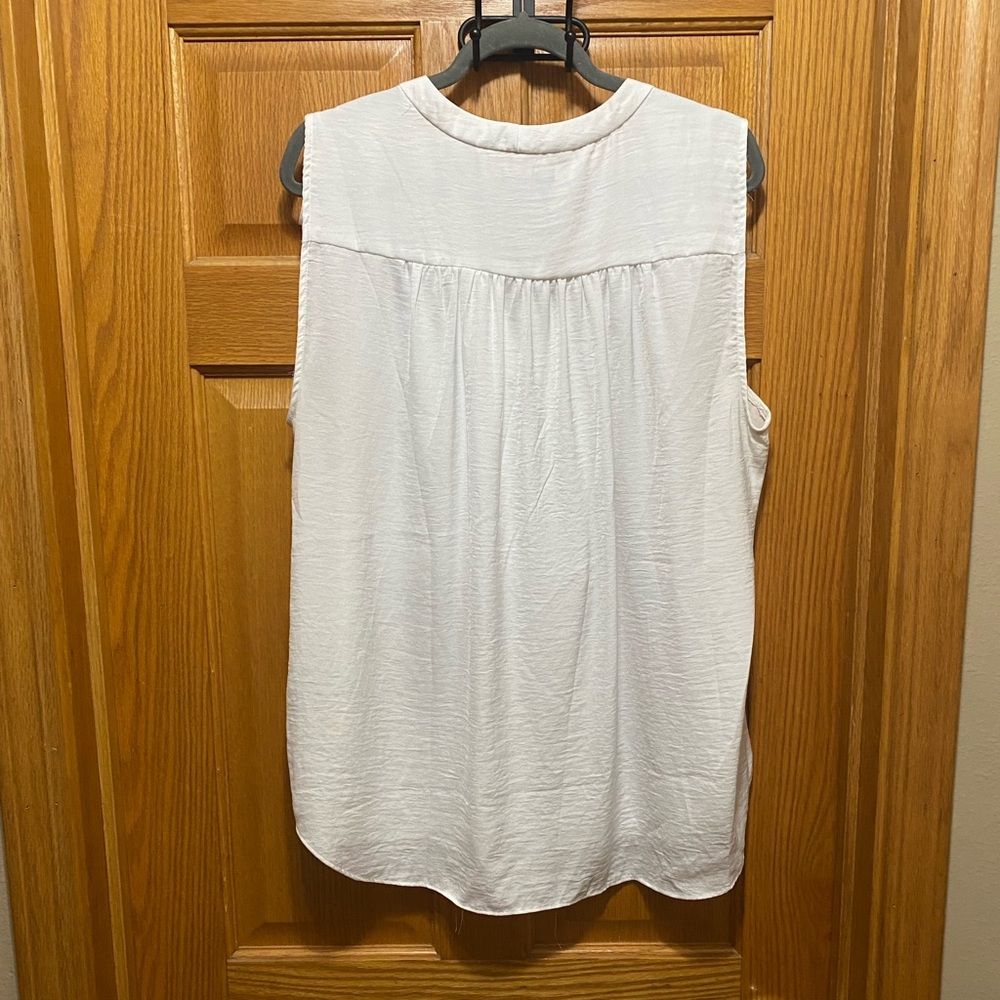 Alfani Ivory Blouse XXL Sleeveless - Picture 2 of 8